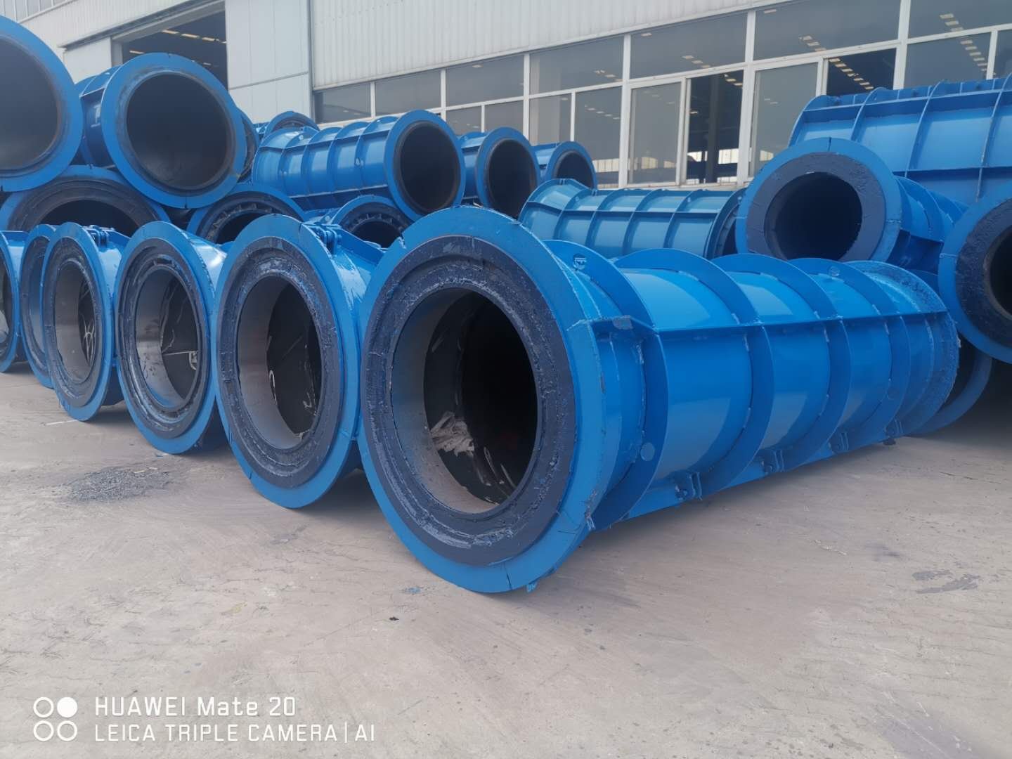 600*2000 Suspension Roller Type Concrete Pipe Mould - Image 3